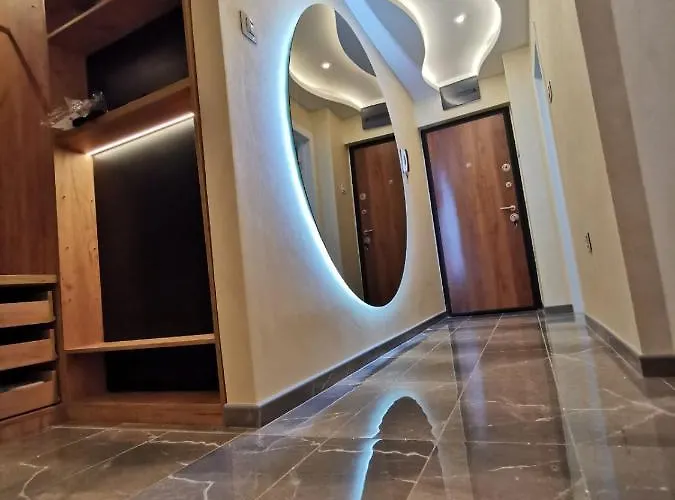 Brend New Luxurious In Downtown With Free Parking Διαμέρισμα Νόβι Σαντ