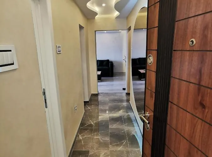 Brend New Luxurious In Downtown With Free Parking Νόβι Σαντ